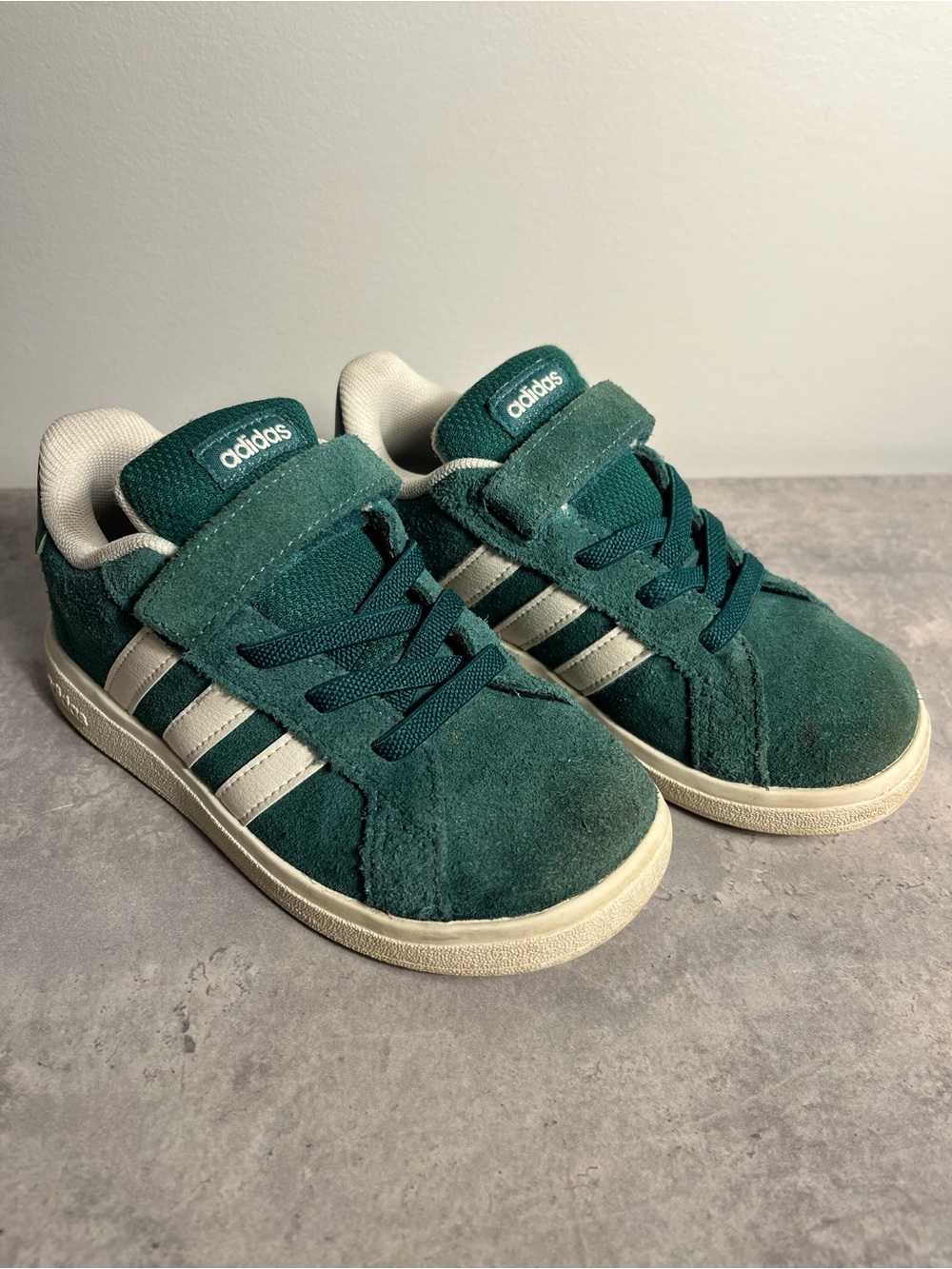 Adidas Grand Court '00s Kids' Sneakers Collegiate Green Suede Velcro Size 10k